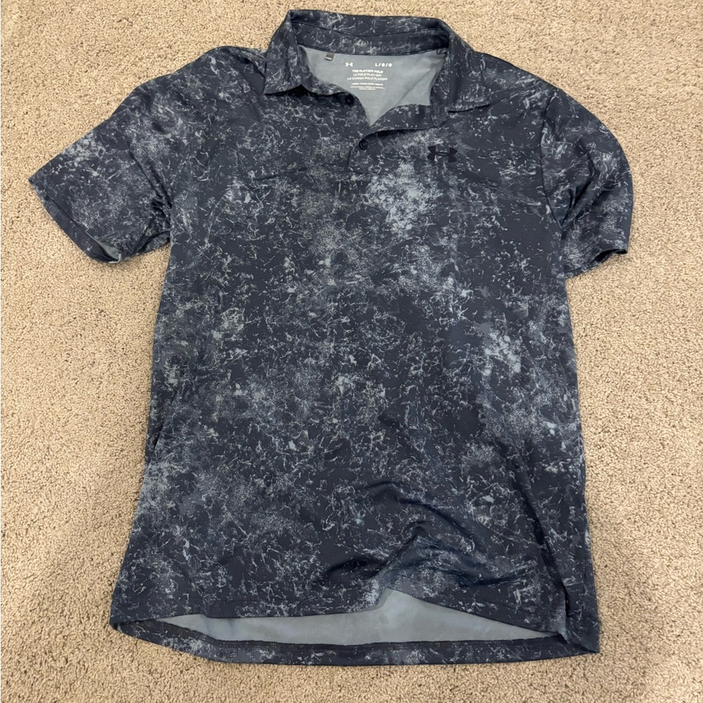 Men's Black and Gray Patterned Shirt under armor
